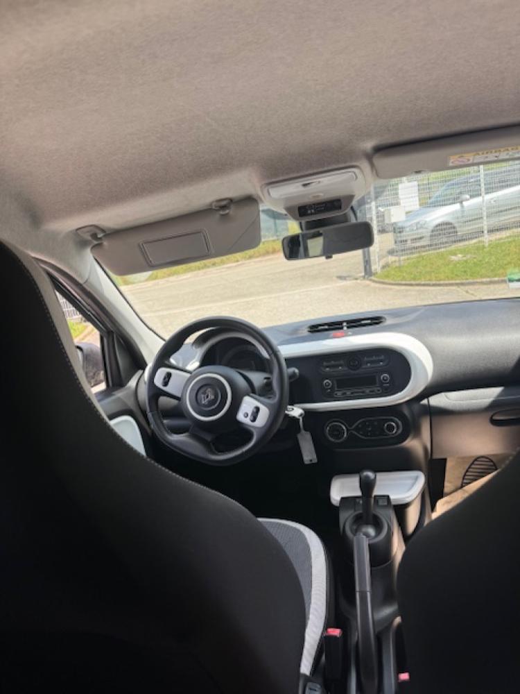 RENAULT TWINGO