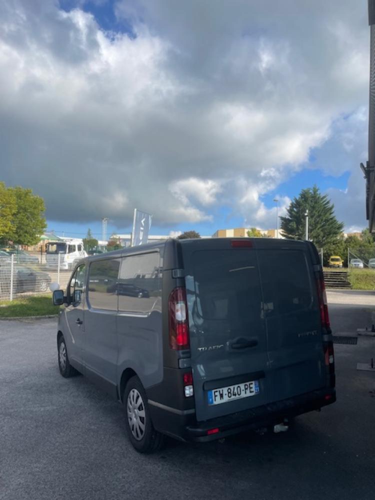 RENAULT TRAFIC